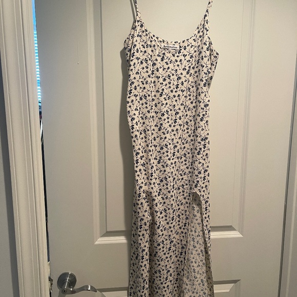 Reformation Dresses & Skirts - Reformation Midi Dress
